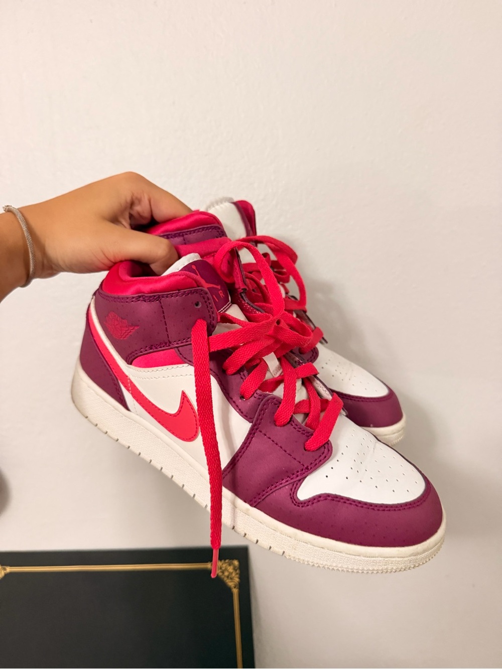 Nike Air Jordan 1 Mid sneakers